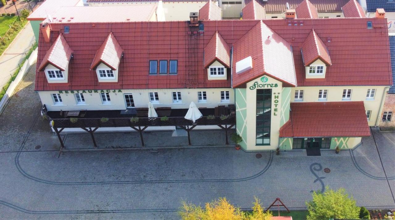 Centrum Restauracyjno-Hotelowe Florres Pawlowiczki Bagian luar foto